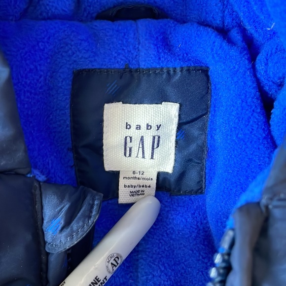 Baby Gap snow suit 6-12m - Picture 3 of 4